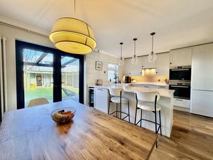 Photo 9- click for photo gallery